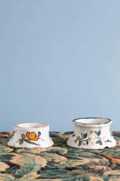 Pamono 18th Century Floral Salt Pigs from Rouen Faience, Set of 2> Salt & Pepper Shakers