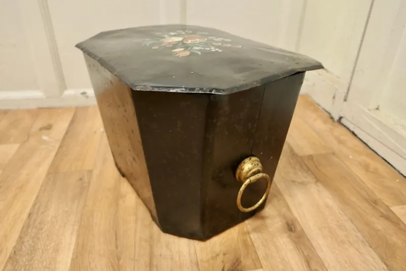 New Pamono 19th Century Folk Art Barge Wear Toleware Log Box, 1880s