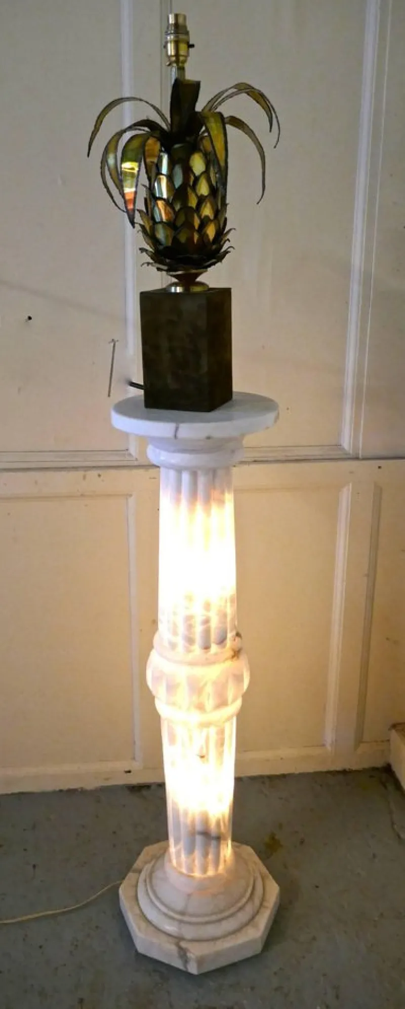 Pamono 19th Century French Marble Illuminated White Marble Torchere Column, 1890s