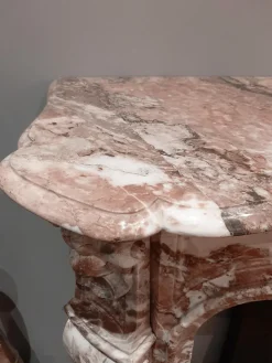 Outlet Pamono 19th Century French Pink Marble Mantelpiece