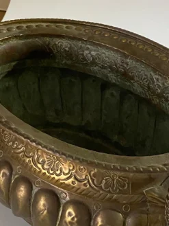 Pamono 19th Century French Polished Brass Jardiniere with Lions Ring Handles><noscript><img width=