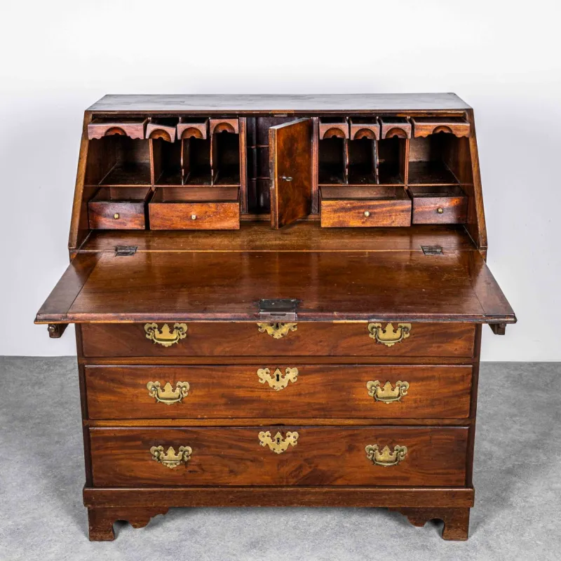 Hot Pamono 18th Century Georgian Walnut Bureau Secretary
