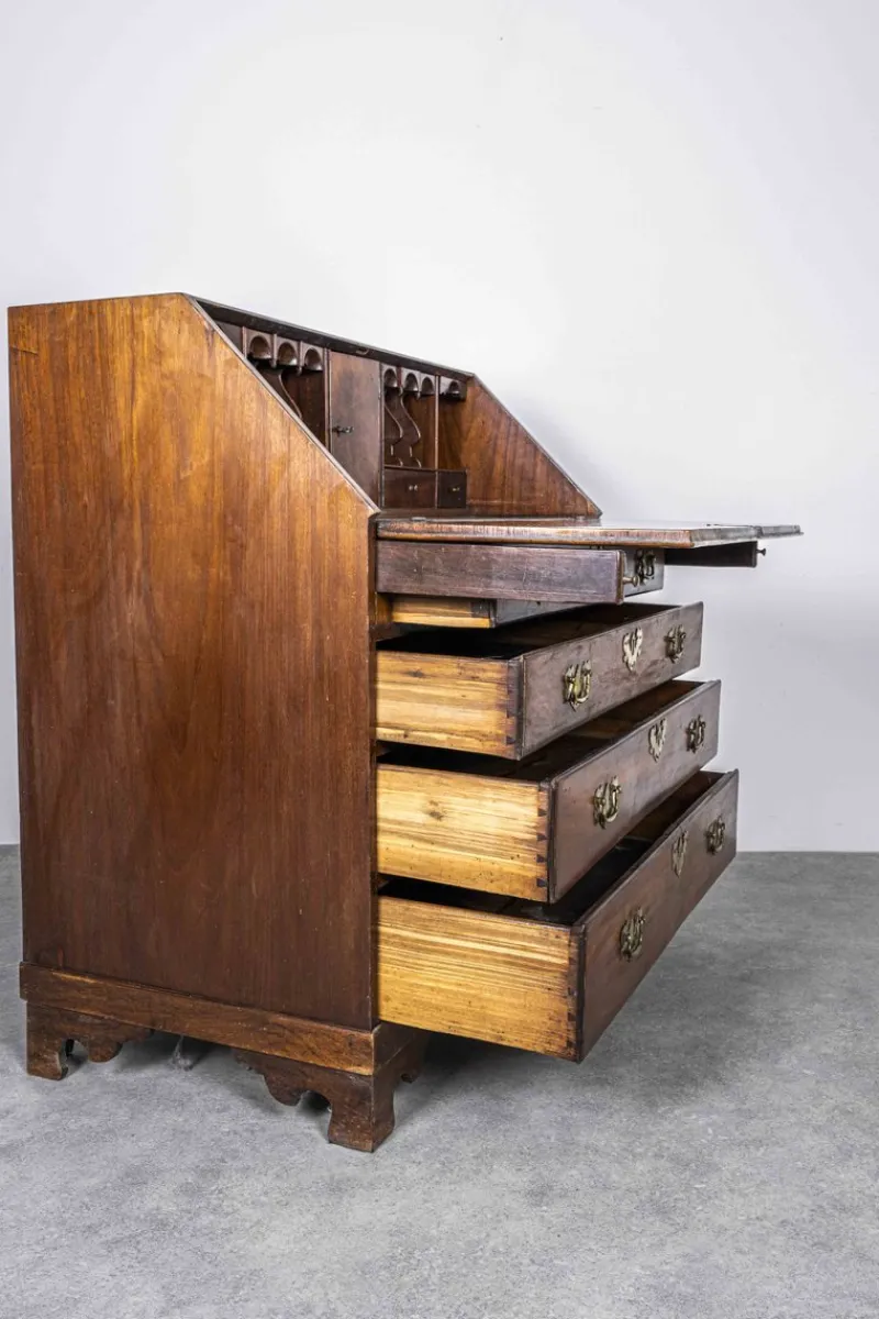 Hot Pamono 18th Century Georgian Walnut Bureau Secretary