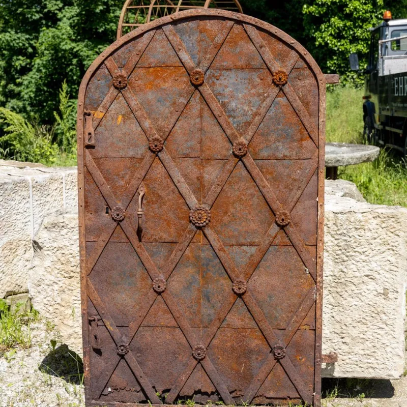 Discount Pamono 19th Century Iron Door with Arched Finish