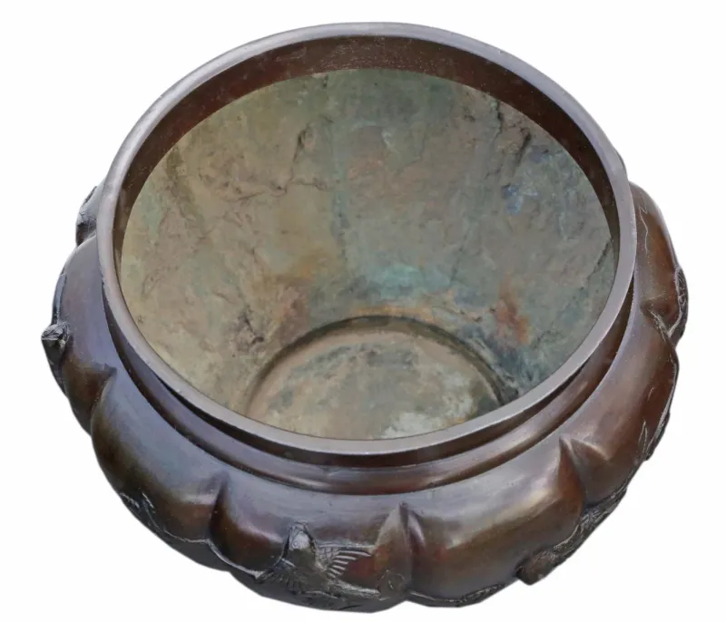 Pamono 19th Century Japanese Bronze Planter, 1890s> Planters And Jardiniere