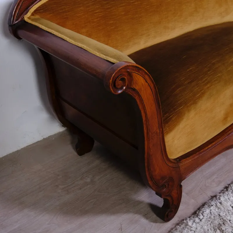 Pamono 19th Century Louis Philippe Boat-Shaped Sofa in Walnut and Velvet> Couches & Sofas