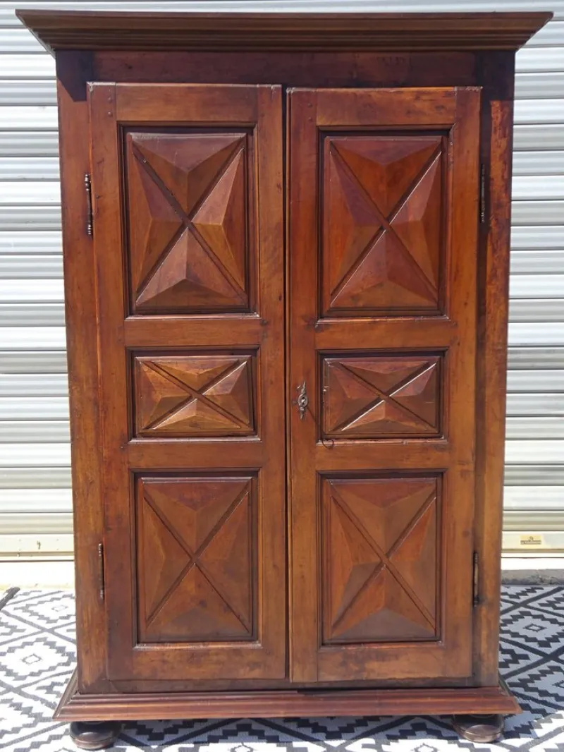 Pamono 19th Century Louis XIII Wardrobe> Cabinets & Wardrobes