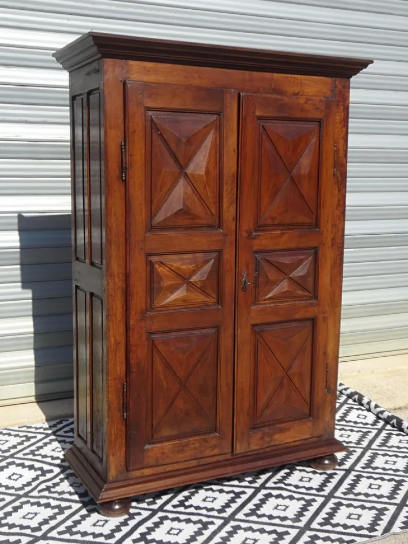 Pamono 19th Century Louis XIII Wardrobe> Cabinets & Wardrobes