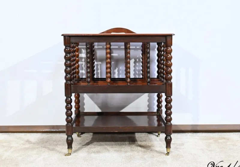 Pamono 19th Century Magazine Rack> Magazine Racks