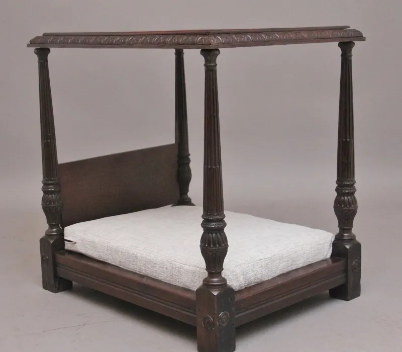 Pamono 19th Century Mahogany Dog Four Poster Bed, 1890s> Beds & Bedroom Sets