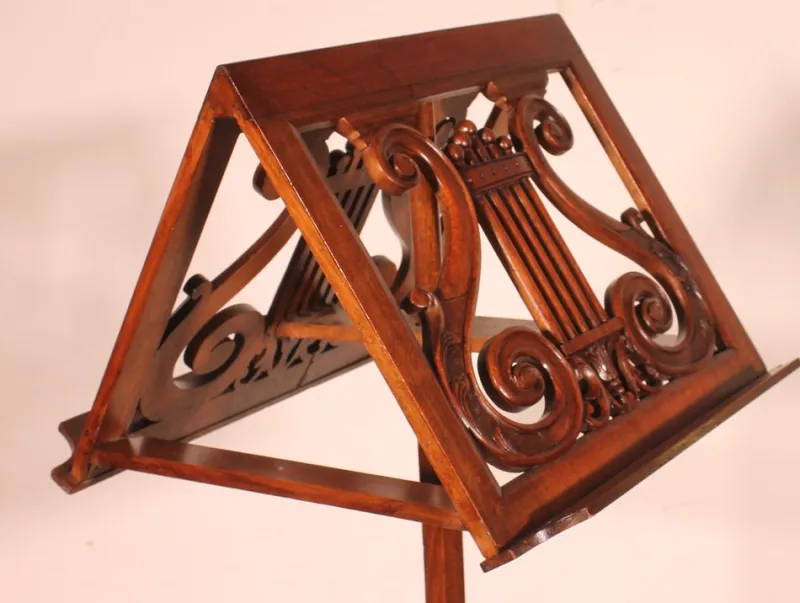 Sale Pamono 19th Century Mahogany Lectern