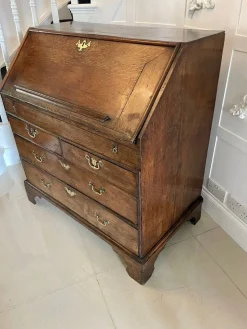 Discount Pamono 17th Century Oak Bureau with Interior, 1680s