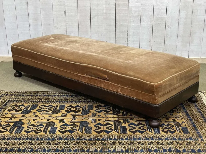 Pamono 19th Century Oak Daybed> Beds & Bedroom Sets