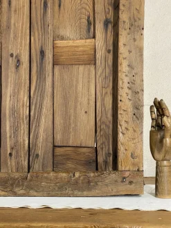Pamono 18th Century Rustic Pine Wood Window><noscript><img width=