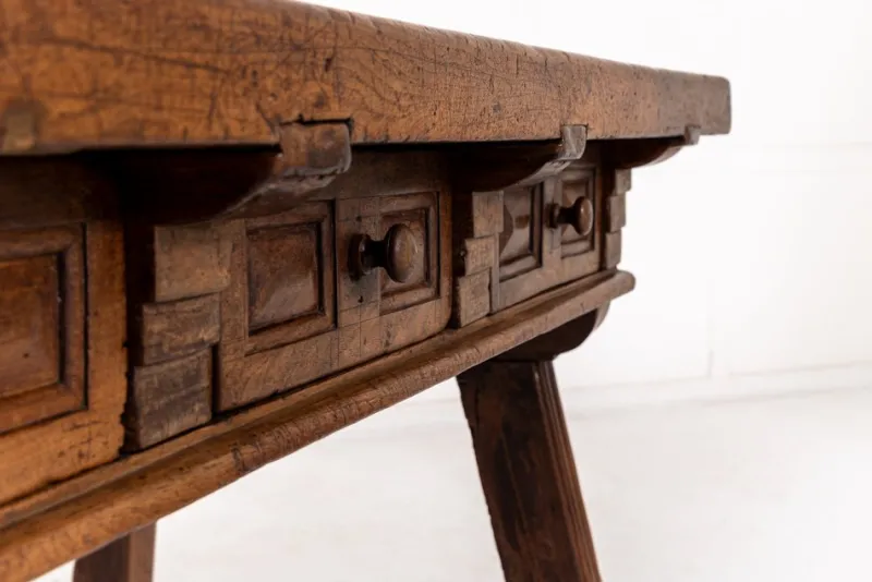 Outlet Pamono 18th Century Spanish Walnut Trestle Table