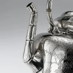 Hot Pamono 19th Century Victorian English Solid Silver Tea Set from Joseph, Albert, Horace & Ethelbert Savory, 1880s, Set of 6