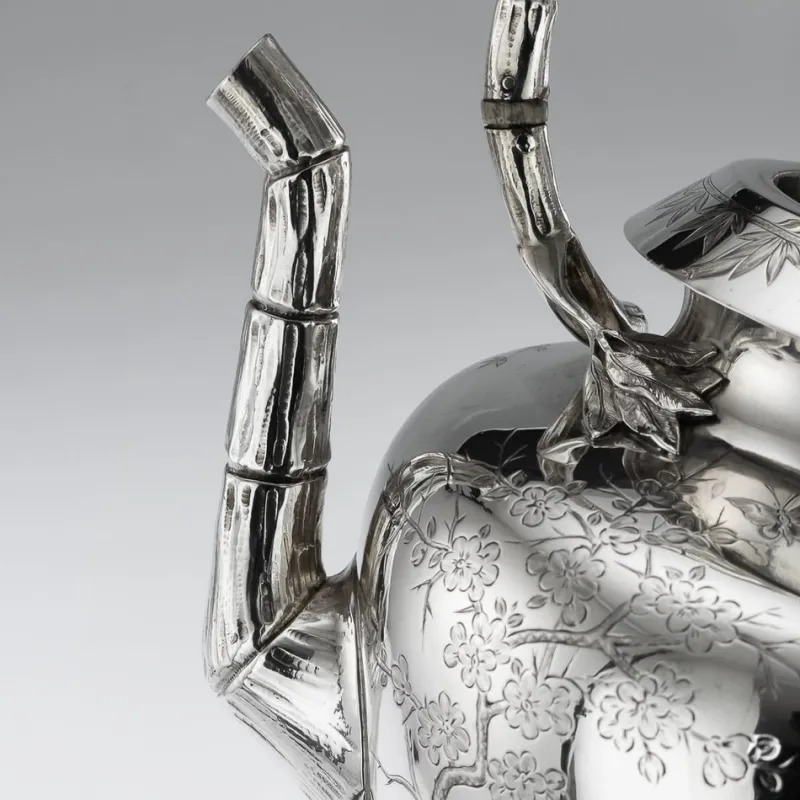 Hot Pamono 19th Century Victorian English Solid Silver Tea Set from Joseph, Albert, Horace & Ethelbert Savory, 1880s, Set of 6