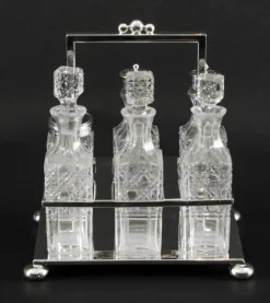 Pamono 19th Century Victorian Silver Plated 6 Bottle Cruet Set from Wade Wingfield Wilkins, Set of 7><noscript><img width=