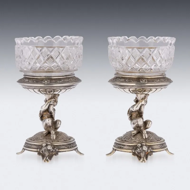 Pamono 19th Century Victorian Silver & Glass Figural Salts from Elkington, 1896, Set of 2> Salt & Pepper Shakers