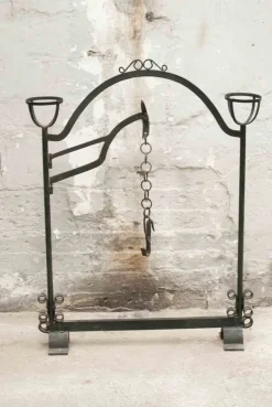 Pamono 20th Century Wrought Iron Rustic Support Element with Chains, Spain> Fireplaces And Mantels