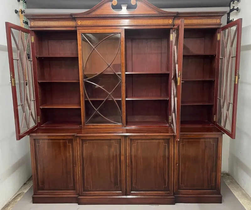 Pamono 19th Century Inlaid Mahogany Breakfront Bookcase, 1880s> Shelves & Wall Units