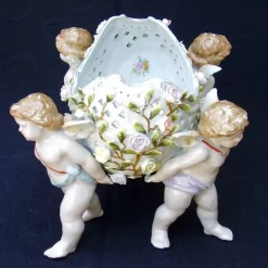 Pamono 19th-Century Viennese Porcelain Figural Cherub Jardinière or Centrepiece Bowl><noscript><img width=