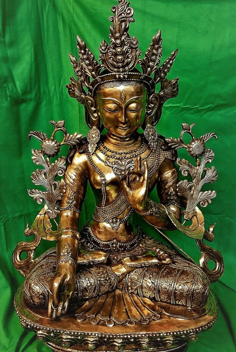 Discount Pamono Tibetan Buddha Sculpture, 18th-Century, Bronze