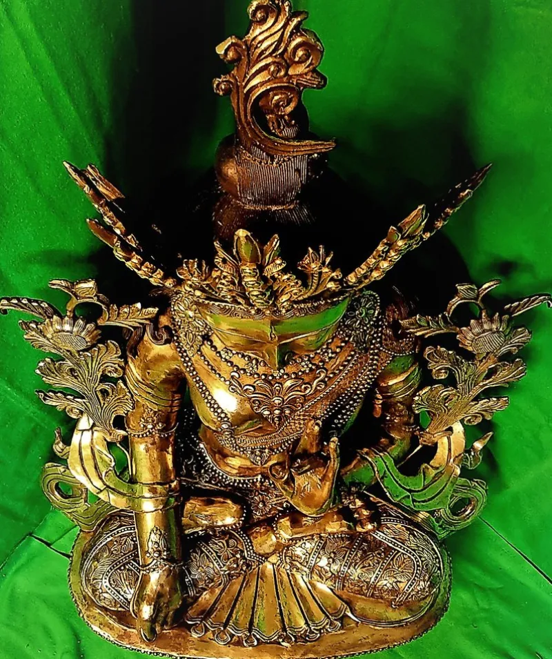 Discount Pamono Tibetan Buddha Sculpture, 18th-Century, Bronze