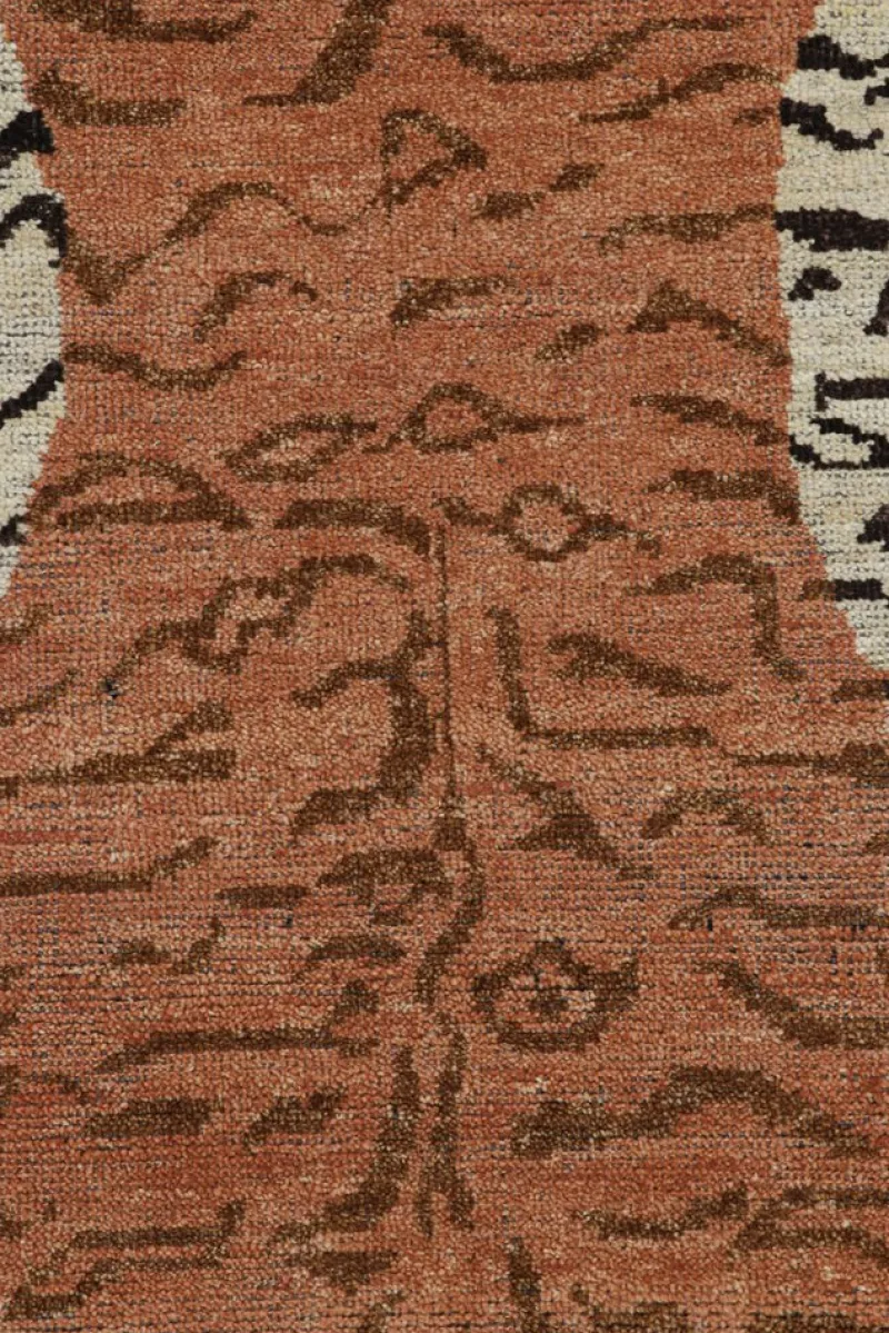 Pamono Tiger-Skin Rug in Beige from R&K Principal Jahanshah Nazmiyal> Carpets & Textiles|Carpets & Textiles