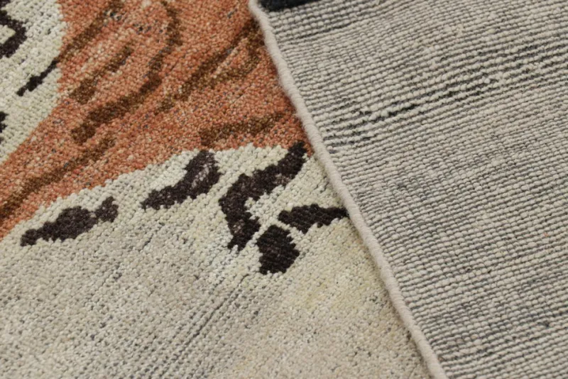 Pamono Tiger-Skin Rug in Beige from R&K Principal Jahanshah Nazmiyal> Carpets & Textiles|Carpets & Textiles