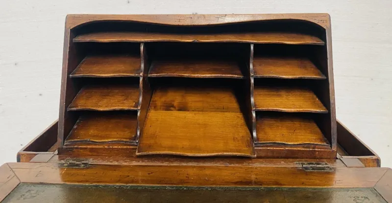 Online Pamono Tilting Desk in Cherry, 1800s