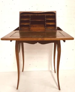 Online Pamono Tilting Desk in Cherry, 1800s
