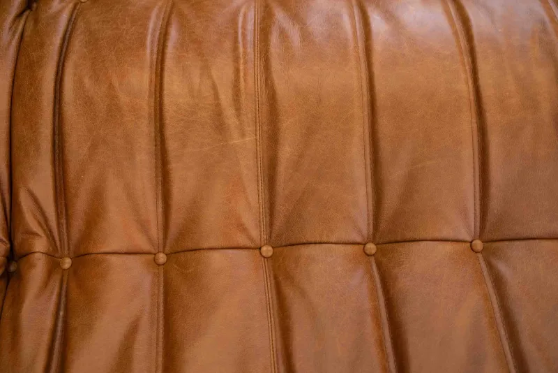 Pamono Togo Chaise Lounge in Pine Leather by Michel Ducaroy for Ligne Roset, 1974> Daybeds & Chaises Lounges