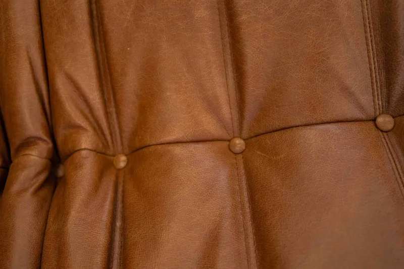 Pamono Togo Chaise Lounge in Pine Leather by Michel Ducaroy for Ligne Roset, 1974> Daybeds & Chaises Lounges