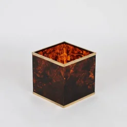 Pamono Tortoiseshell Effect Acrylic and Brass Cubic Magazine Rack from Dior, 1970s><noscript><img width=