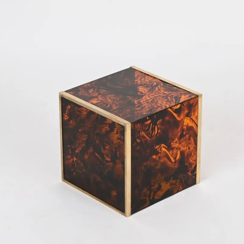 Pamono Tortoiseshell Effect Acrylic and Brass Cubic Magazine Rack from Dior, 1970s> Magazine Racks