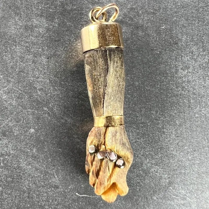 Pamono Touch Wood Mano Figa Charm Pendant, 1930s> Bracelets