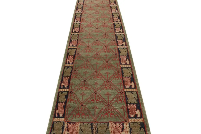 Outlet Pamono Traditional Geometric Green and Red Wool Rug from R&K Principal Jahanshah Nazmiyal