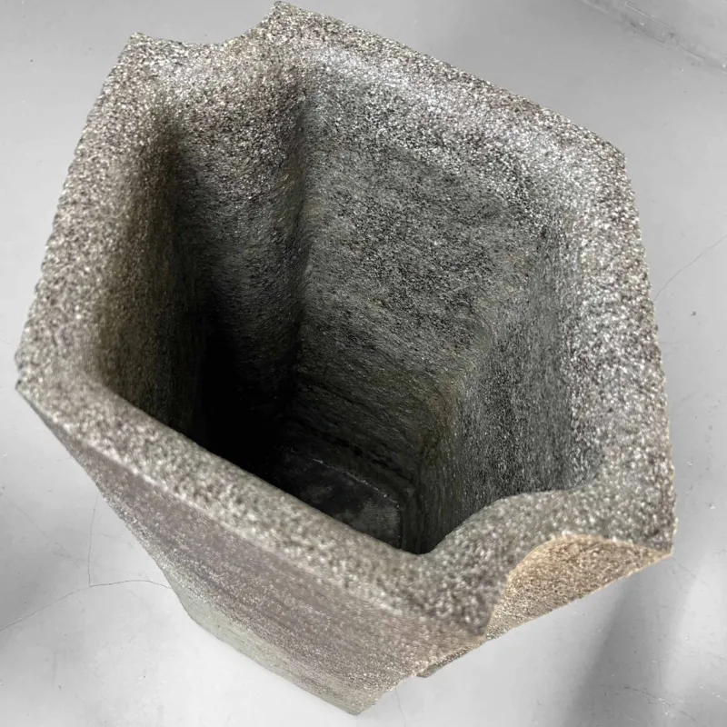 Pamono Traditional Tsukubai Stone Garden Basin, 1960s> Garden Accessories