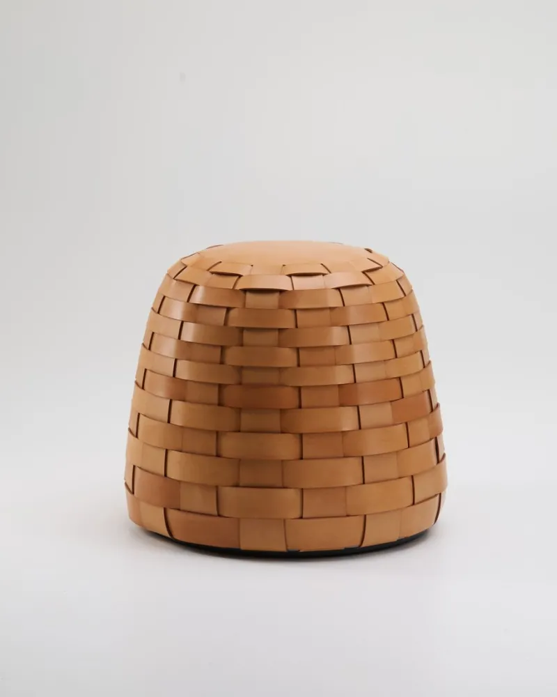 New Pamono Trama Pouf in Natural Leather by Viola Tonucci