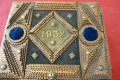 Pamono Tramp Art Wedding Box, 1920s><noscript><img width=