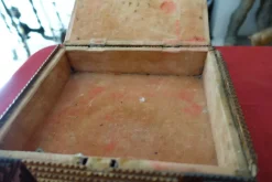 Pamono Tramp Art Wedding Box, 1920s><noscript><img width=