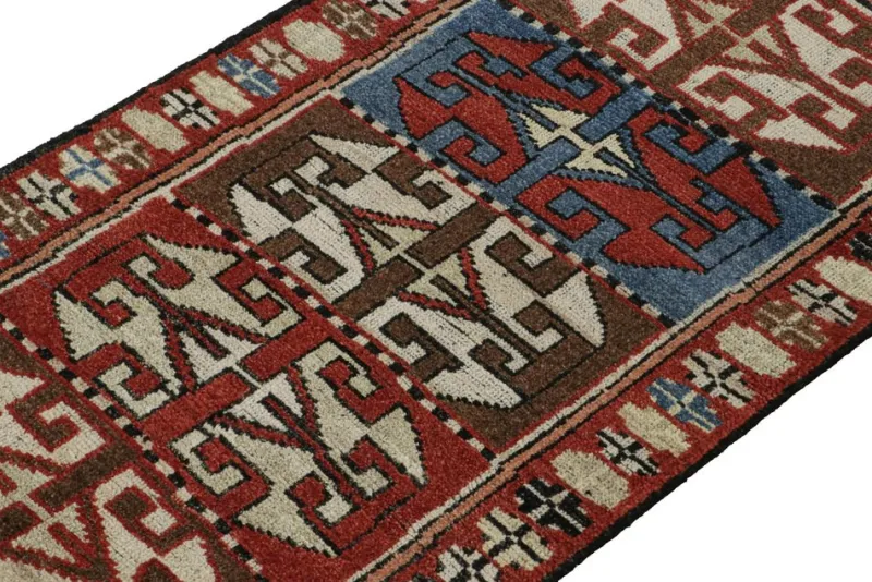 Online Pamono Tribal Style Rug with Patterns from R&K Principal Jahanshah Nazmiyal