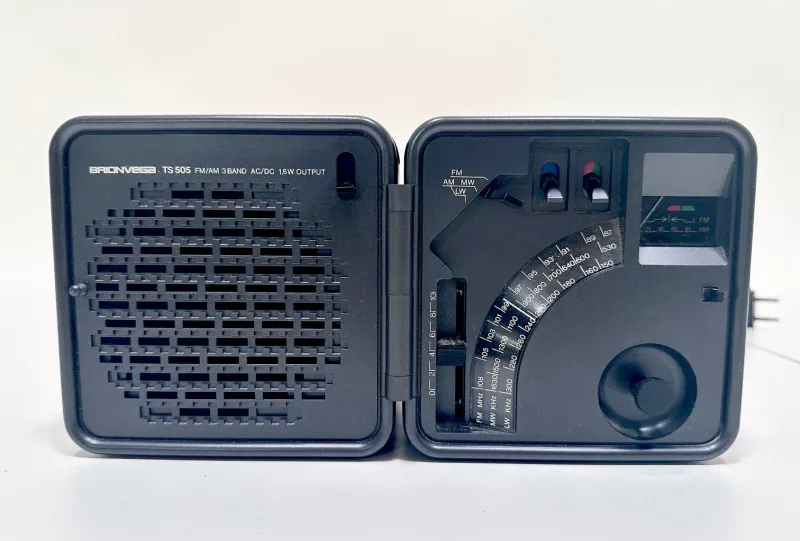 Pamono Ts 505 Portable Cube Radio by Richard Sapper & Maro Zanuso for Brionvega, Italy, 1970s> Electronics