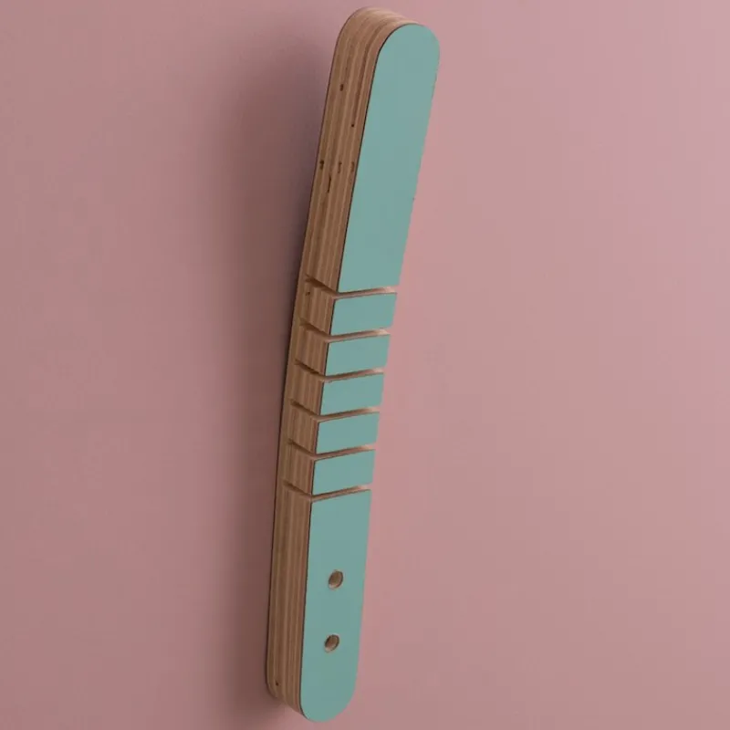 New Pamono Tupac Hanger from Studio Deusdara