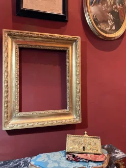 Pamono Tuscan Empire Carved Gold Leaf Gilt Frame, Italy, 19th Century> Mirrors