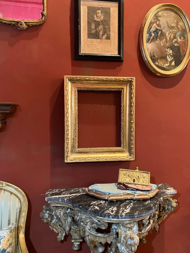 Pamono Tuscan Empire Carved Gold Leaf Gilt Frame, Italy, 19th Century> Mirrors