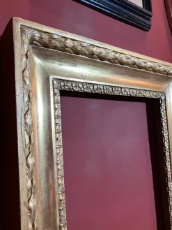 Pamono Tuscan Empire Carved Gold Leaf Gilt Frame, Italy, 19th Century><noscript><img width=