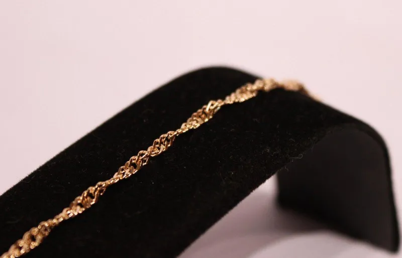 Hot Pamono Twisted Bracelet in 14 kt Gold