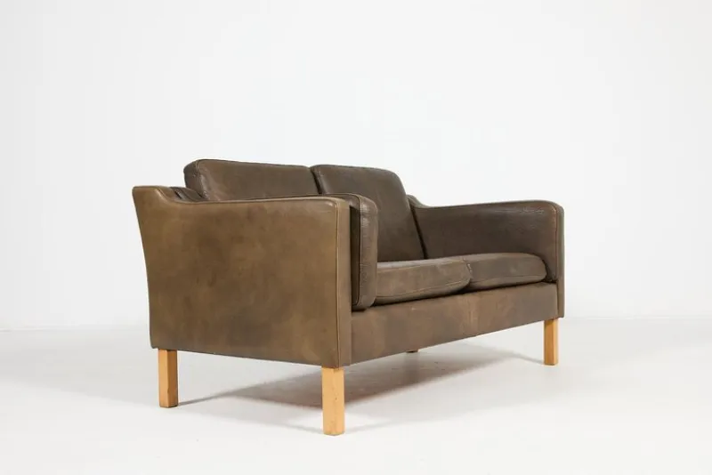 Clearance Pamono Two-Seater Sofa in Leather from Vemb, 1980s
